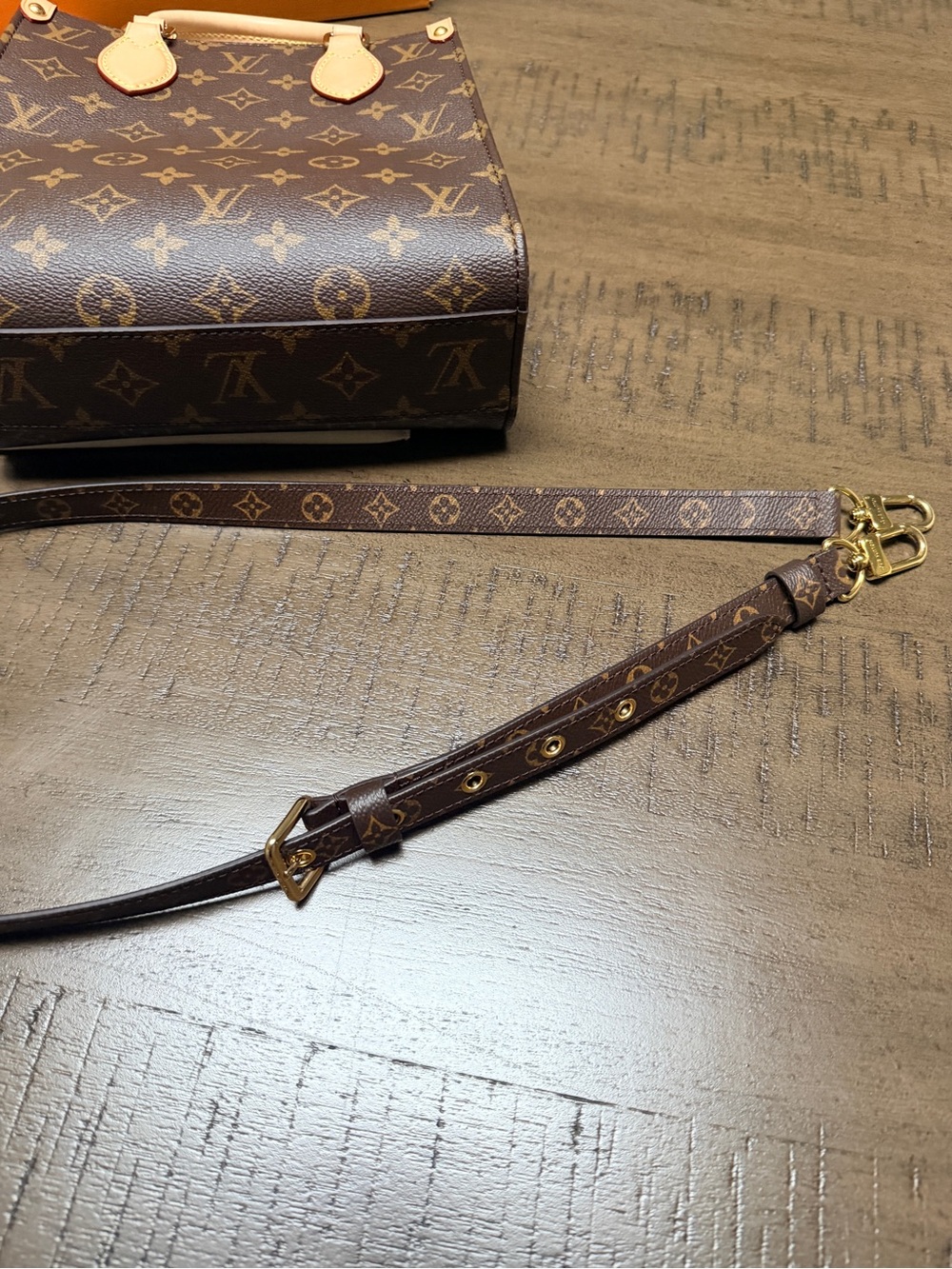 Authentic Louis Vuitton Sac Plat bb - Picture 15 of 16